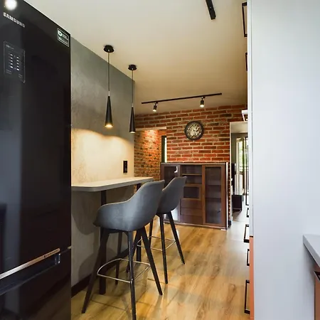 Apartamento City Chic Apartment - Comfortable Apartment #3 Rooms #2 Bathrooms #Free Parking #Self Check-In Varsóvia