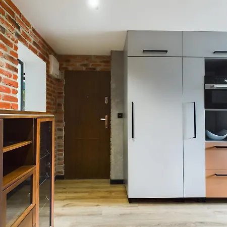 City Chic Apartment - Comfortable Apartment #3 Rooms #2 Bathrooms #Free Parking #Self Check-In * Varsóvia