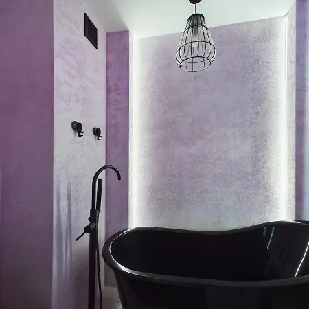 City Chic Apartment - Comfortable Apartment #3 Rooms #2 Bathrooms #Free Parking #Self Check-In * Varsóvia