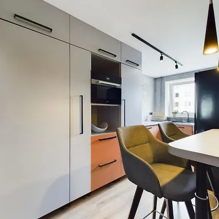 City Chic Apartment - Comfortable Apartment #3 Rooms #2 Bathrooms #Free Parking #Self Check-In Varsóvia