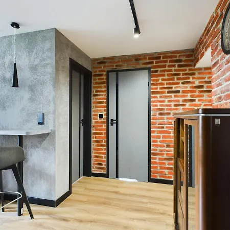 City Chic Apartment - Comfortable Apartment #3 Rooms #2 Bathrooms #Free Parking #Self Check-In Varsóvia